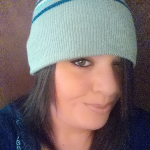 Meet your Posher, Apryle - Picture 1 of 1